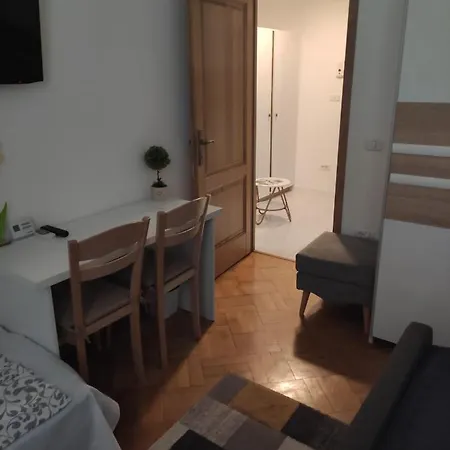 Nice Studio In Old Town Bucharest Exterior photo